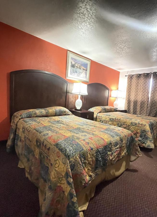 Travelodge By Wyndham Farmington Hwy 64 Esterno foto