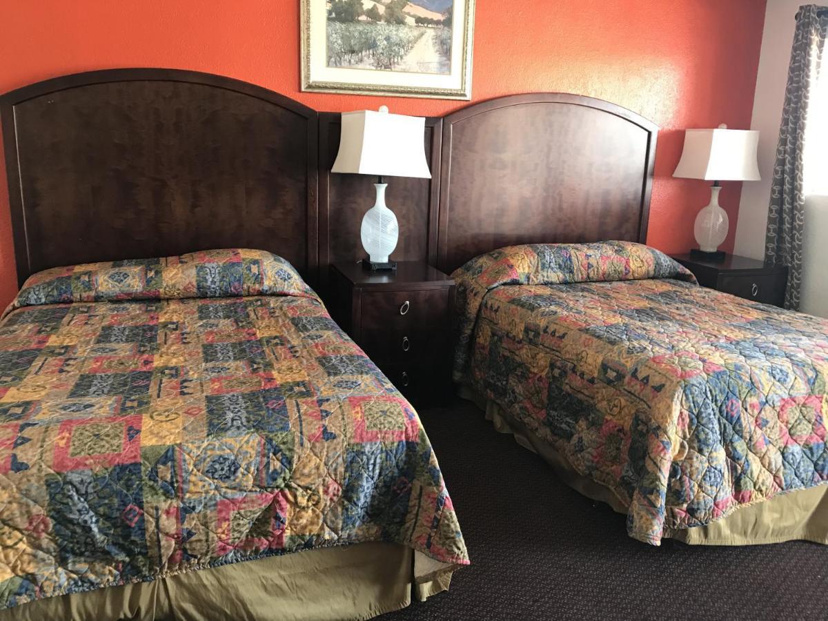 Travelodge By Wyndham Farmington Hwy 64 Esterno foto